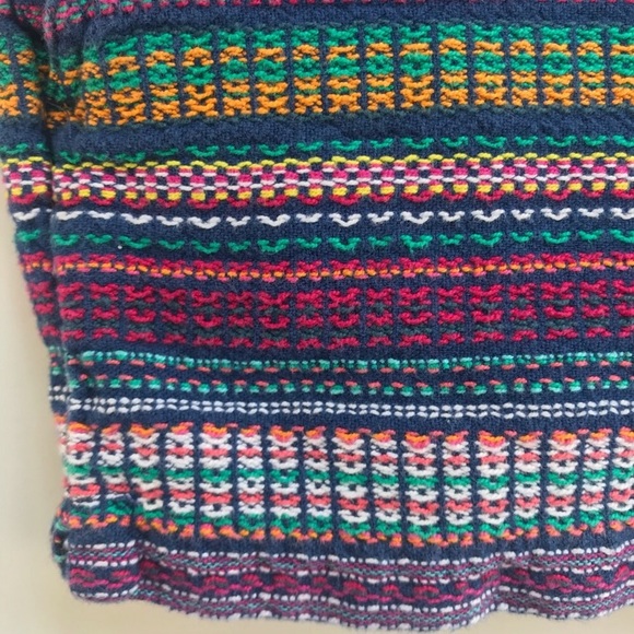 GAP Vibrant Multicolor City Shorts - Picture 4 of 6